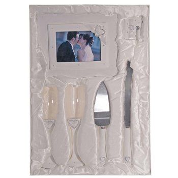 set voor receptie en taart harten